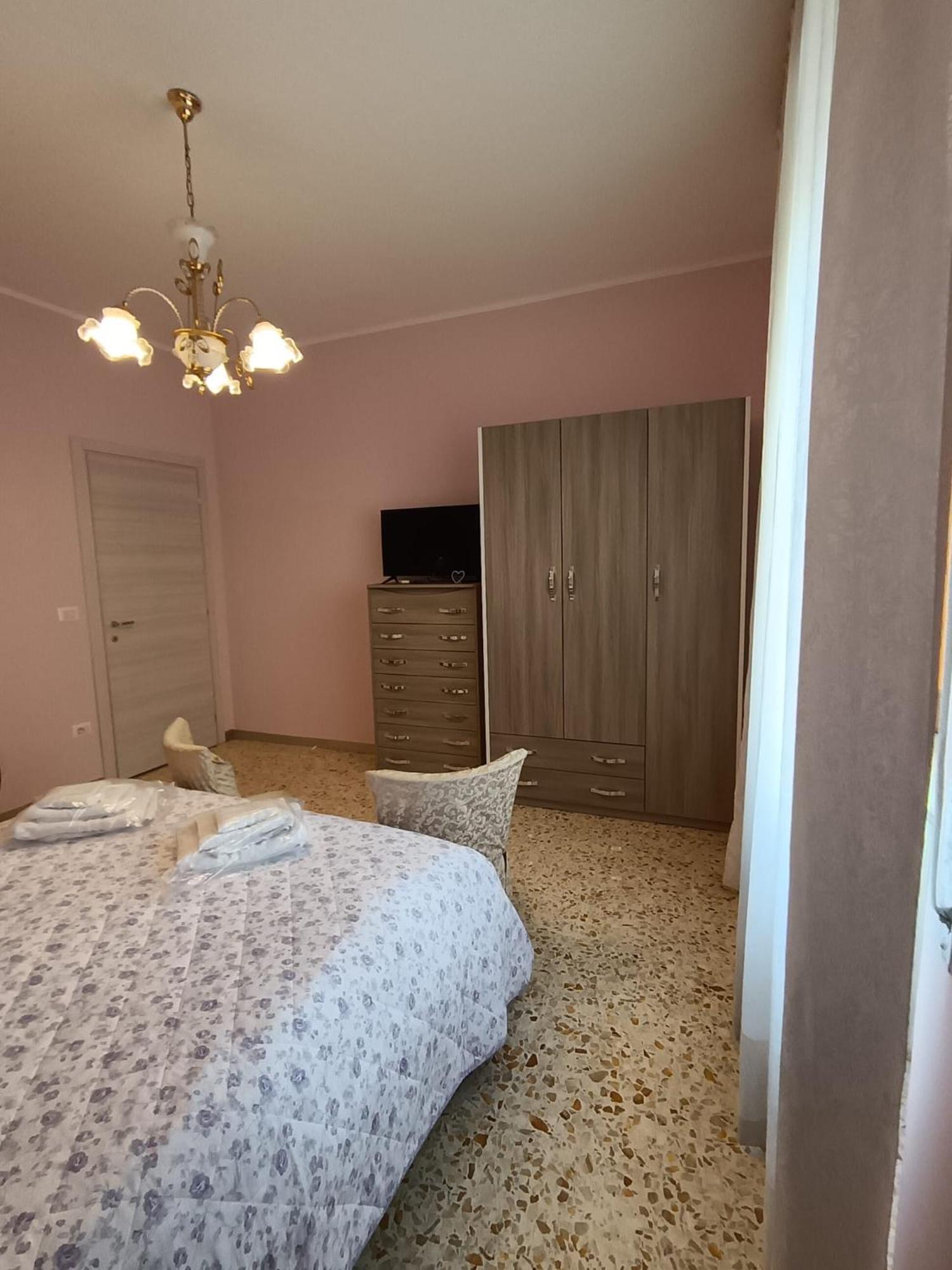 Domus Lineker Apartamento Venafro Exterior foto